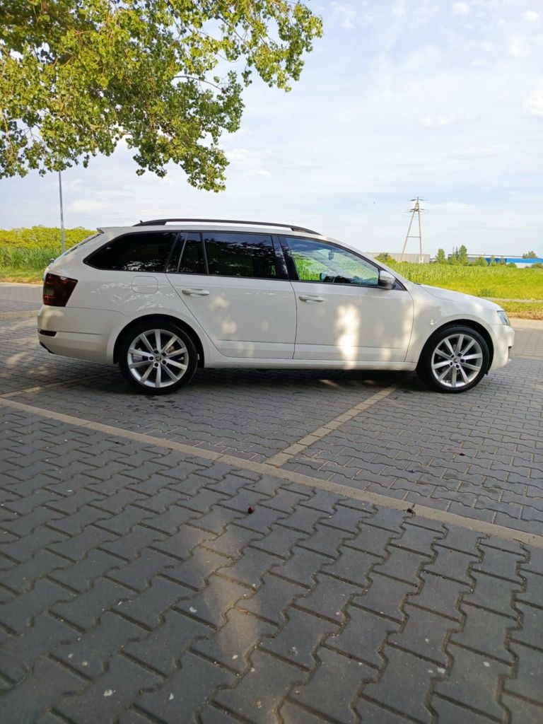 Skoda Octavia 3  2.0 Diesel 182 KM,Automat DSG,Webasto , bezwypadkowa.