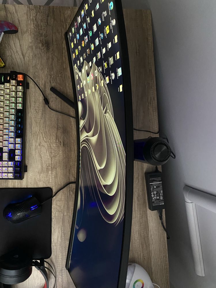 Monitor MSI MAG301CR2