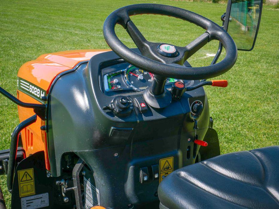 Ciągnik komunalny TAFE 6028 H [HST] 24,4 KM nie Farmtrac, Solis