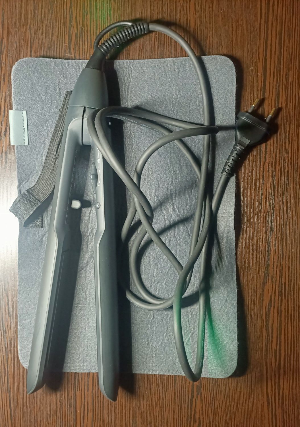 Стайлер, випрямляч для волосся Philips BHS510/00