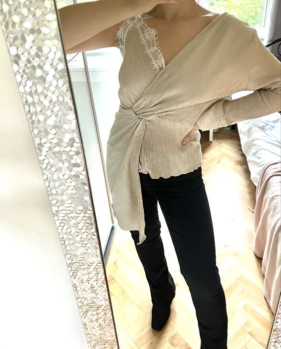 Efektowna bluzka na jedno ramię