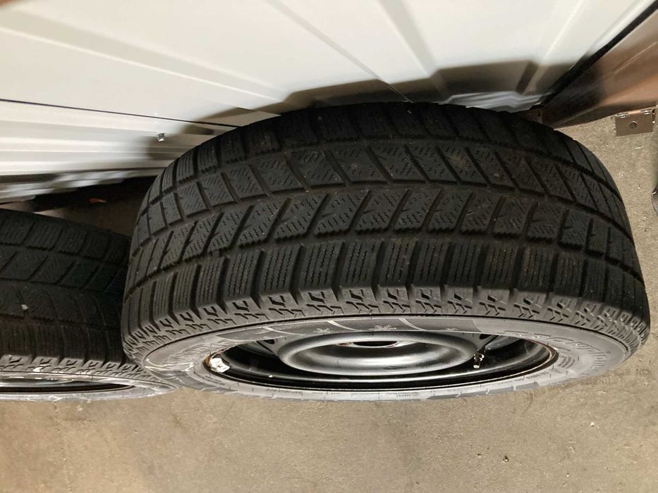 Koła zimowe stalowe HYUNDAI IX 35 Tucson 215/70/16 z czujnikami