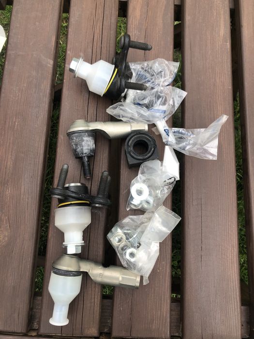 Шарові опори та наконечники кермових тяг Lemferder VW passat B6