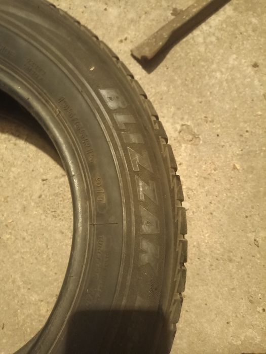 Opony Bridgestone blizzak 195/65R15