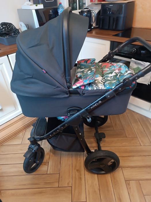 Wózek głęboki gondola pompowane koła stan dobry.