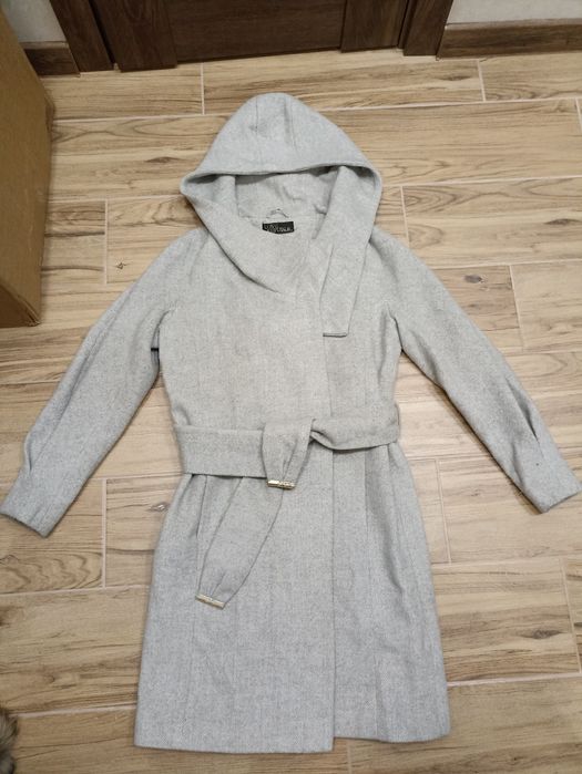 Пальто жіноче сіре Love Republic