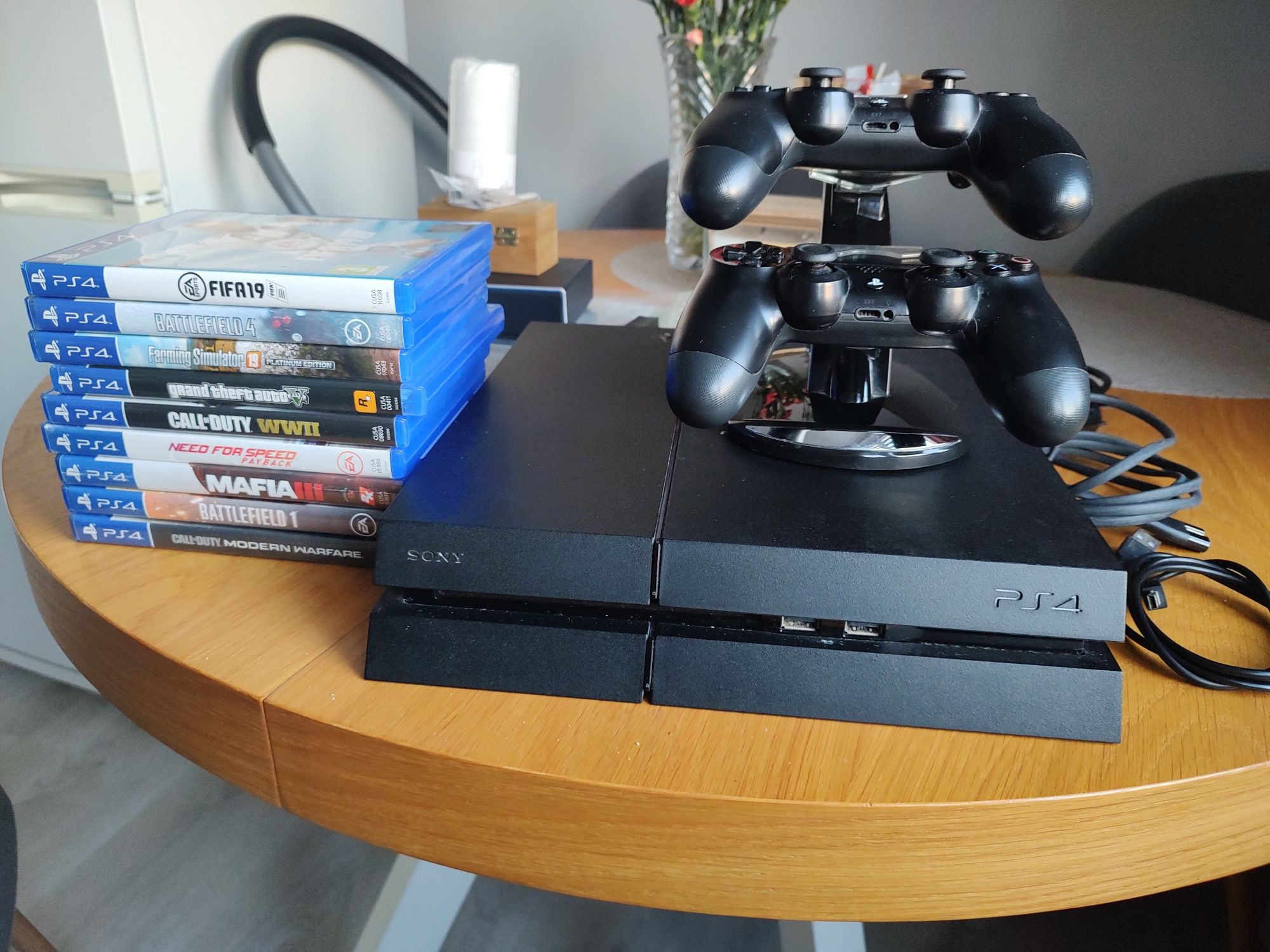 PlayStation 4 dwa pady i gry 1 TB