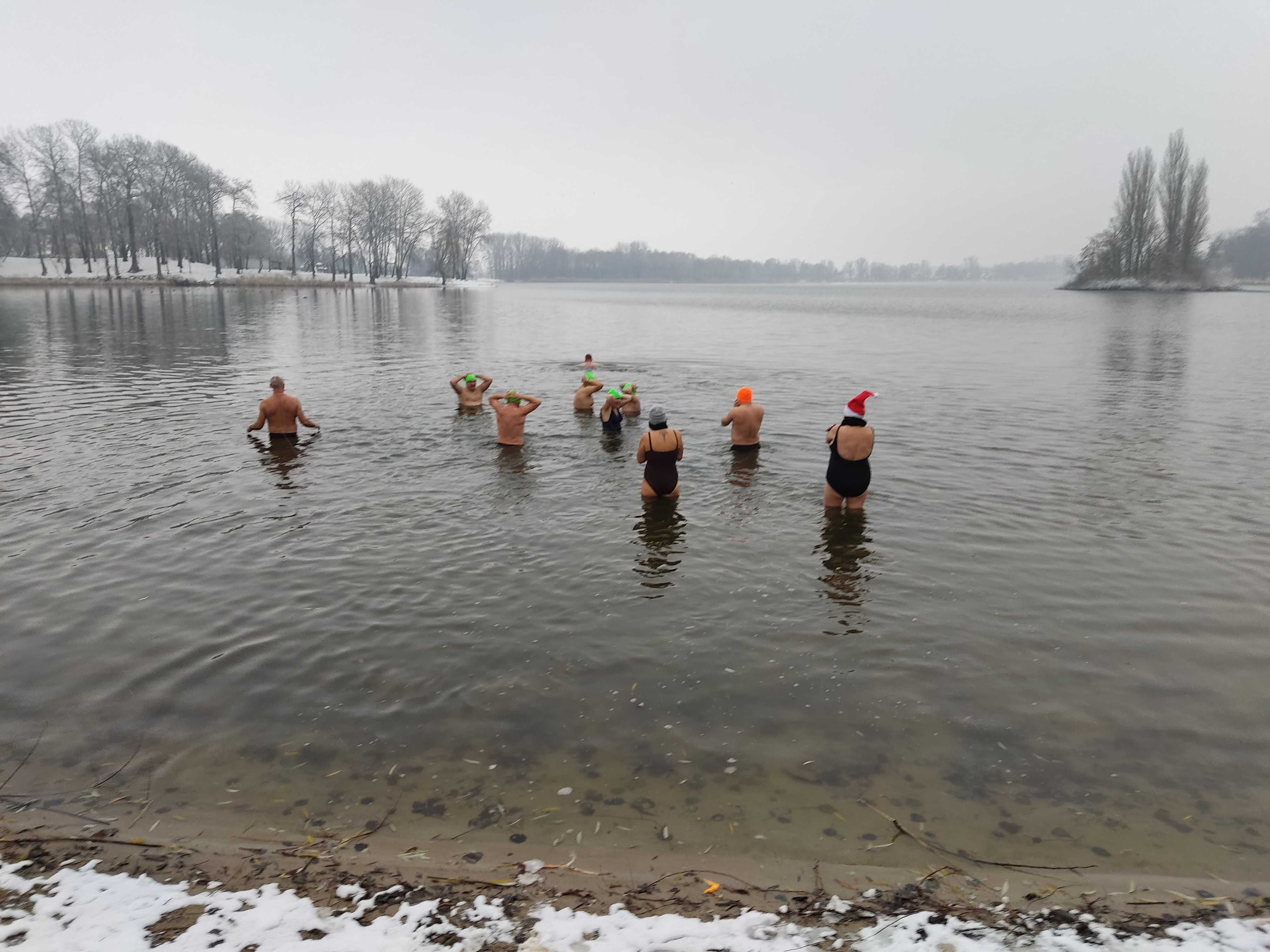 Domki nad jeziorem Gopło