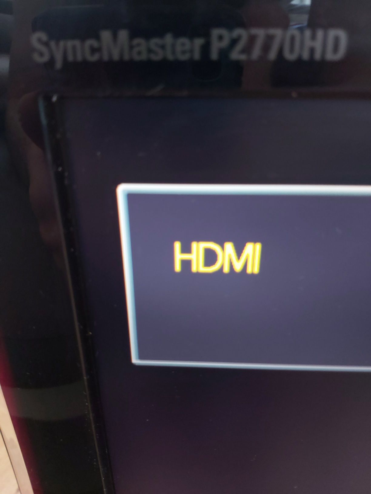 Monitor z tunerem Tv Samsung.