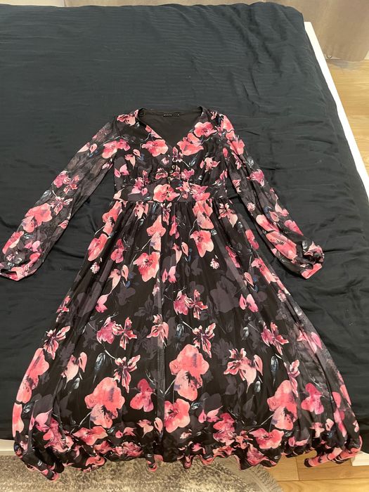 Сукня в чудовому стані   Mohito