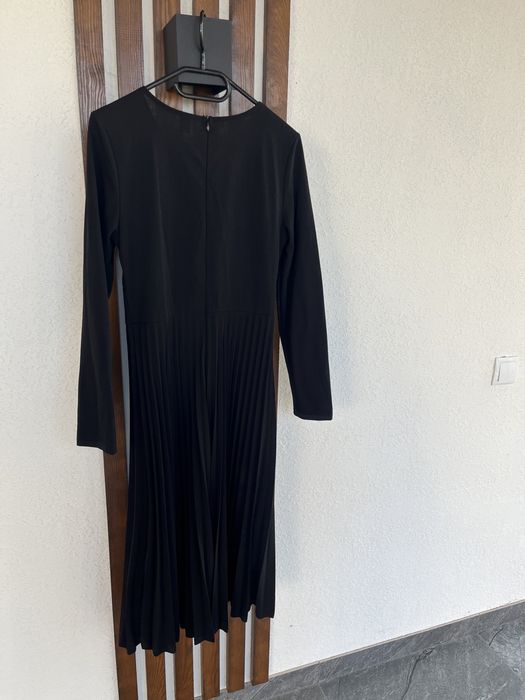 Сукня zara М плаття костюм H&M