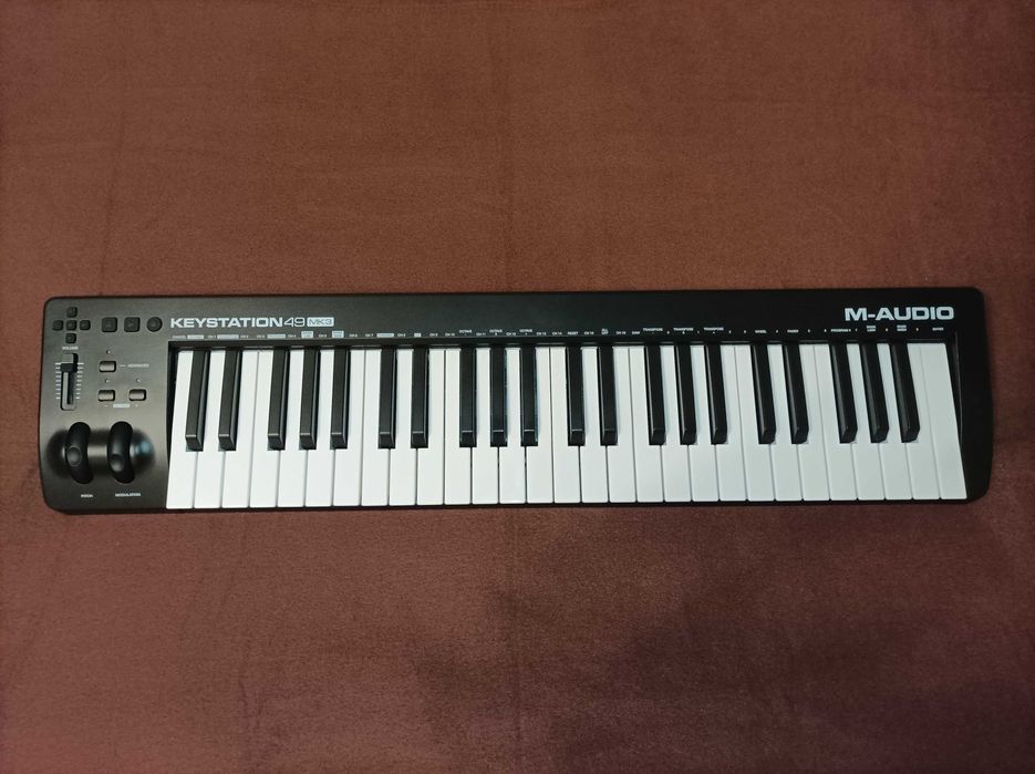 MIDI-клавиатура контроллер M-Audio Keystation 49 MK3 — как новая