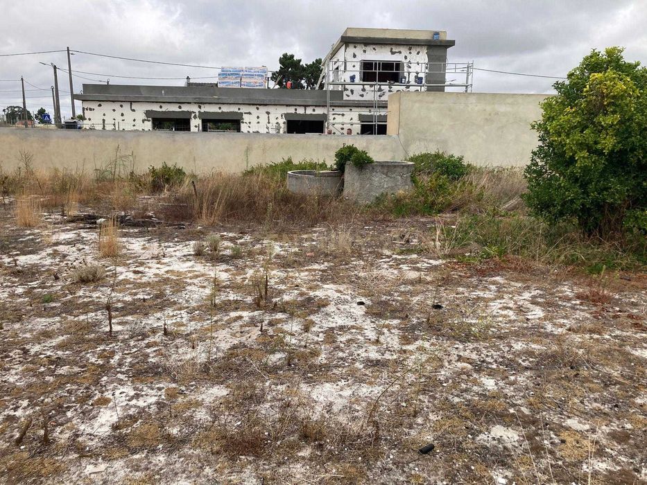 Terreno urbano Qta do Anjo 636 m2