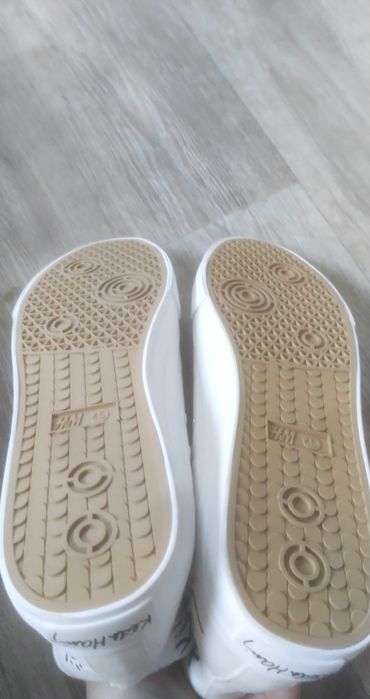 H&M Keith Haring р.45 кеды мужские типа Converse