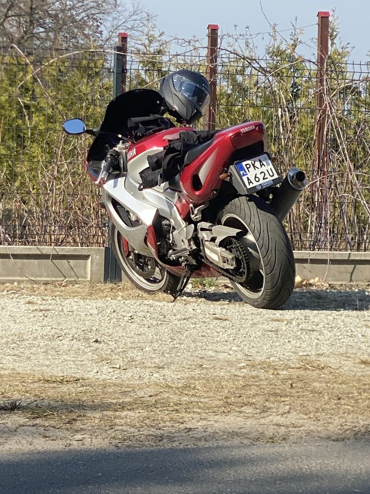 Yamaha Thunderace 1000 rok 2000