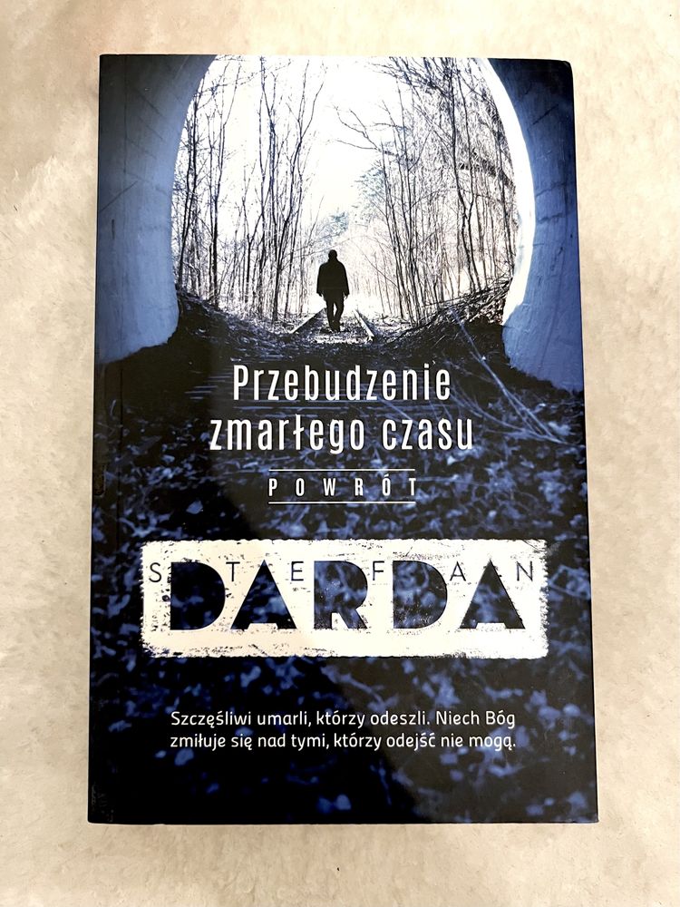 Przebudzenie zmarłego czasu Stefan Darda książka kryminał