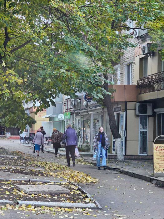 Центр Грушевського торгове приміщення 87 кв.м. ТОП місце прохідняк