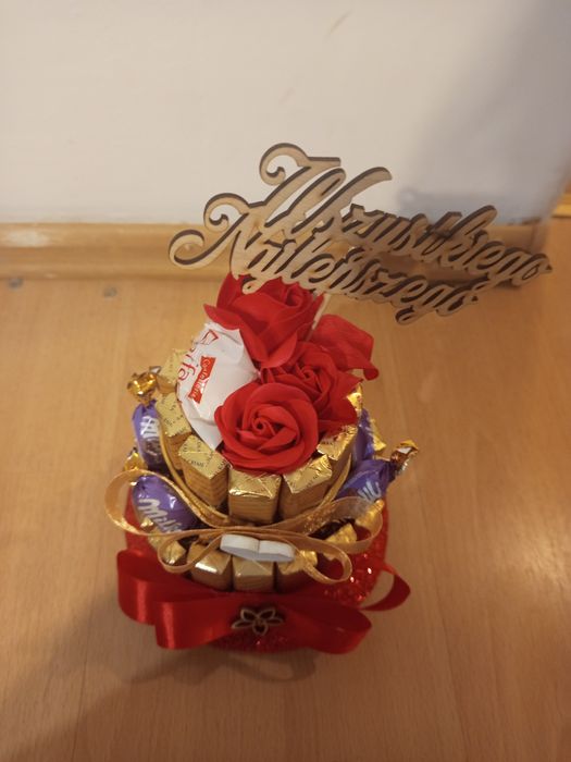 Tort ze słodyczy