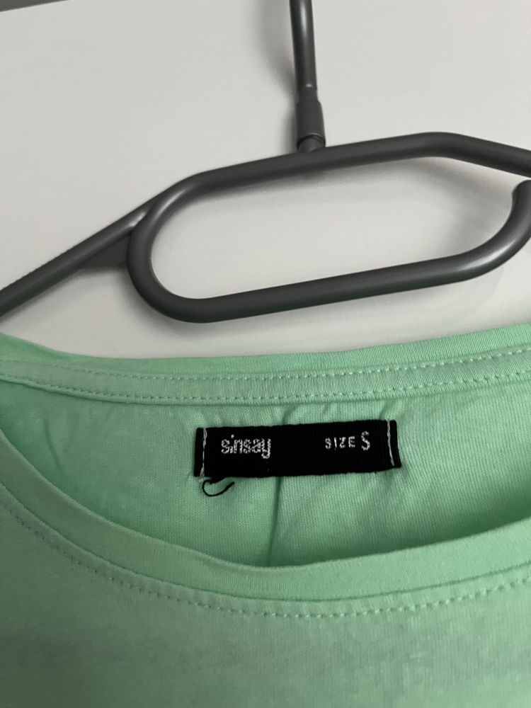 Miętowy t-shirt damski bluzka z krótkim rękaw