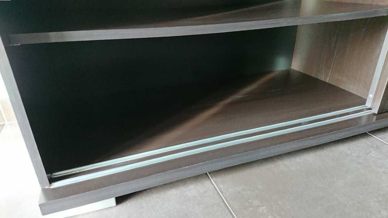 Aparador em MDF (wengue)