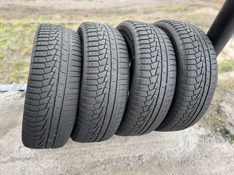 Зимові шини Hankook 215/60 R17