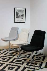 Obrotowe fotele vintage po renowacjido biurka retro prl lata 70 80