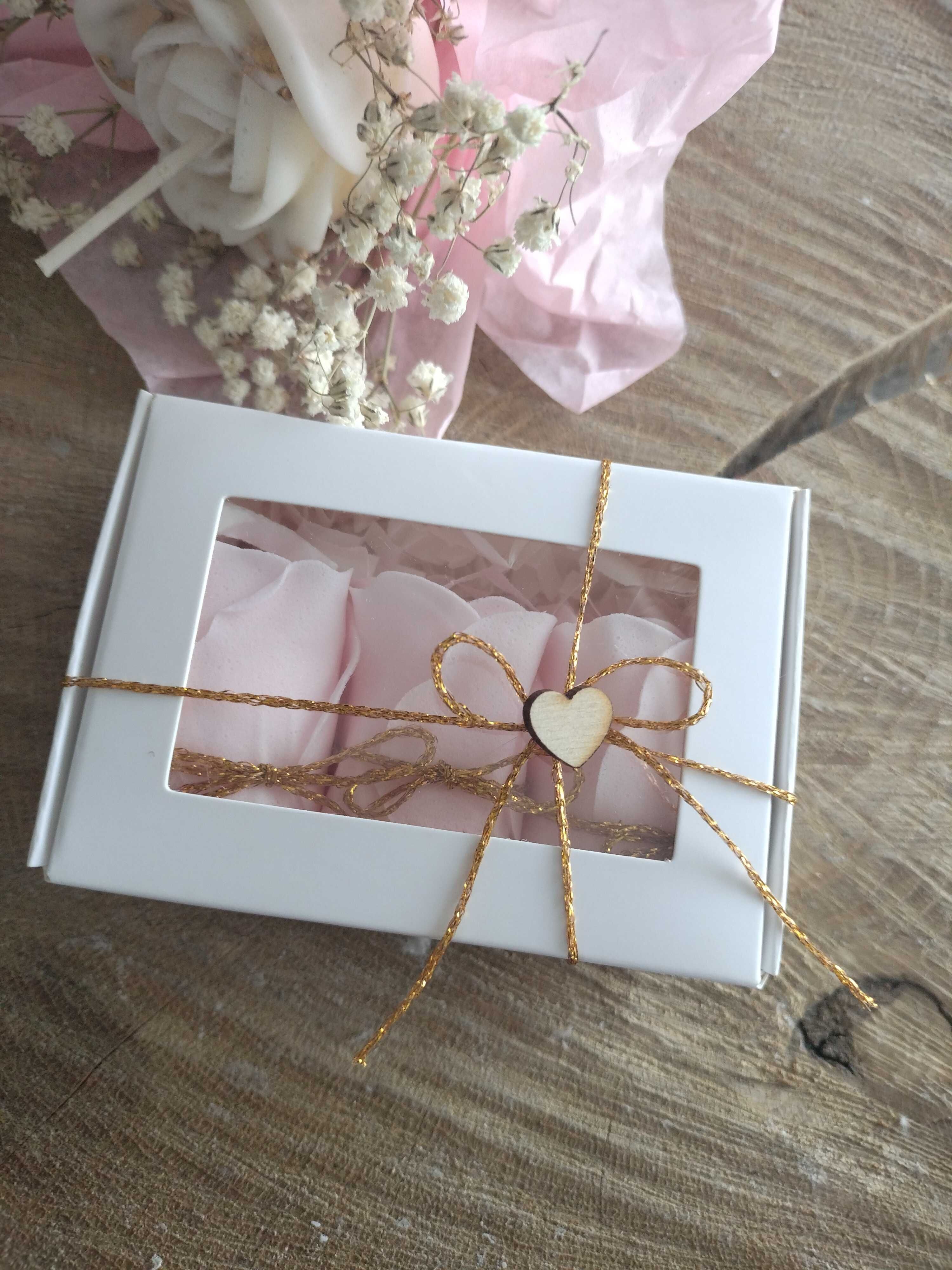 Upominek Baby Shower Wieczór Panieński róża mydlana