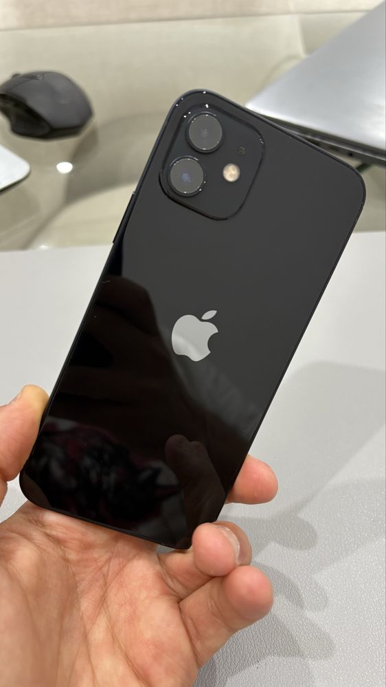 Vendo iphone 12 - 128 gb - preto