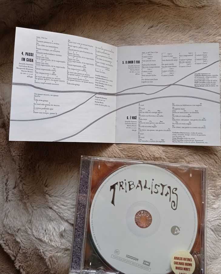 Cd's - album de excelentes canções produzidas pelo trio - Tribalistas