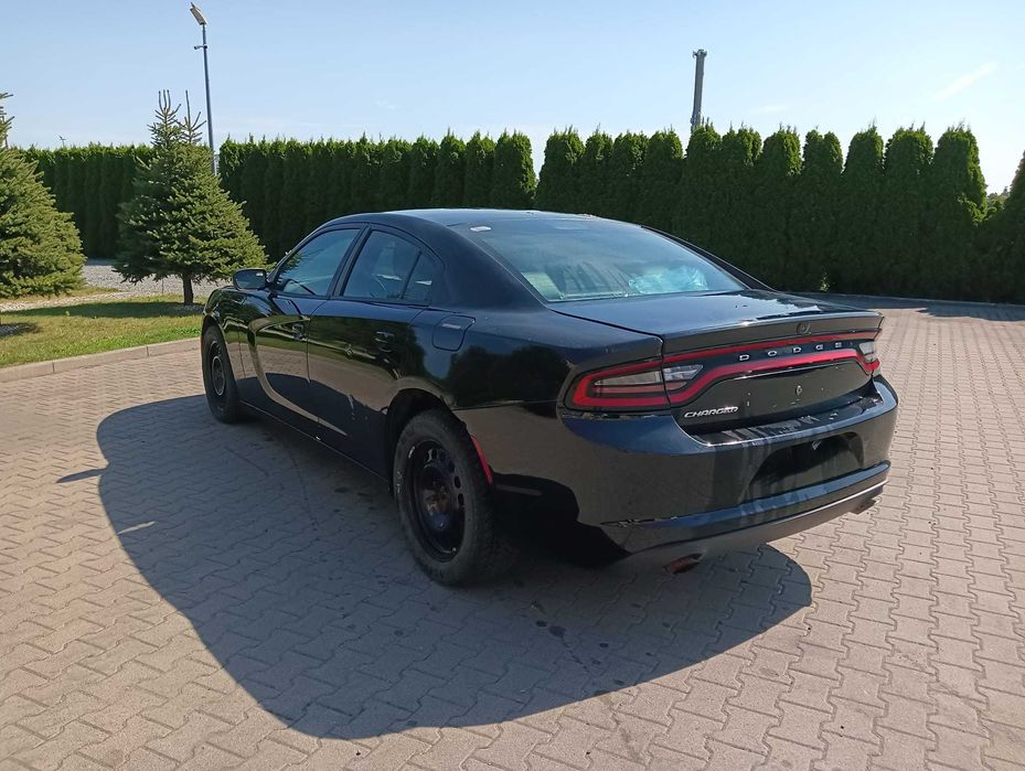 Dodge Charger 2016 5,7 benzyna