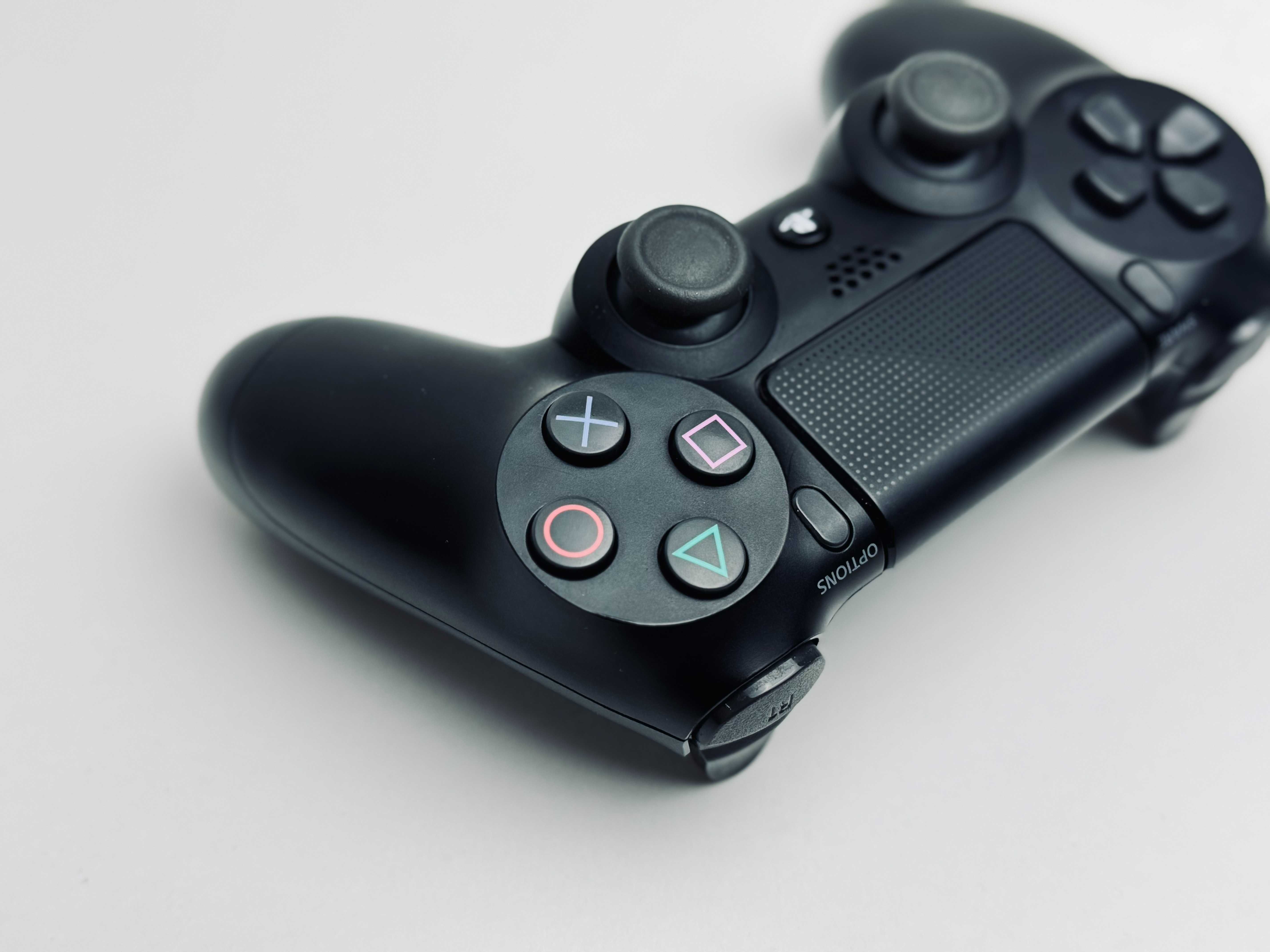 Oryginalny pad bezprzewodowy do PS4 Dualshock 4, czarny!