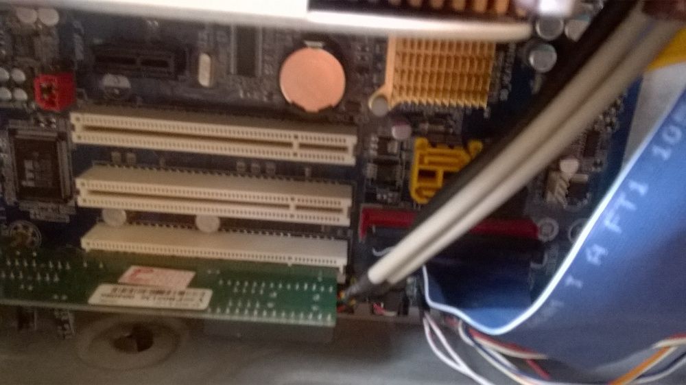 Комп'ютер Intel E6600 2x2.33 GHz, ОЗУ 2Гб, Video 9800GT
