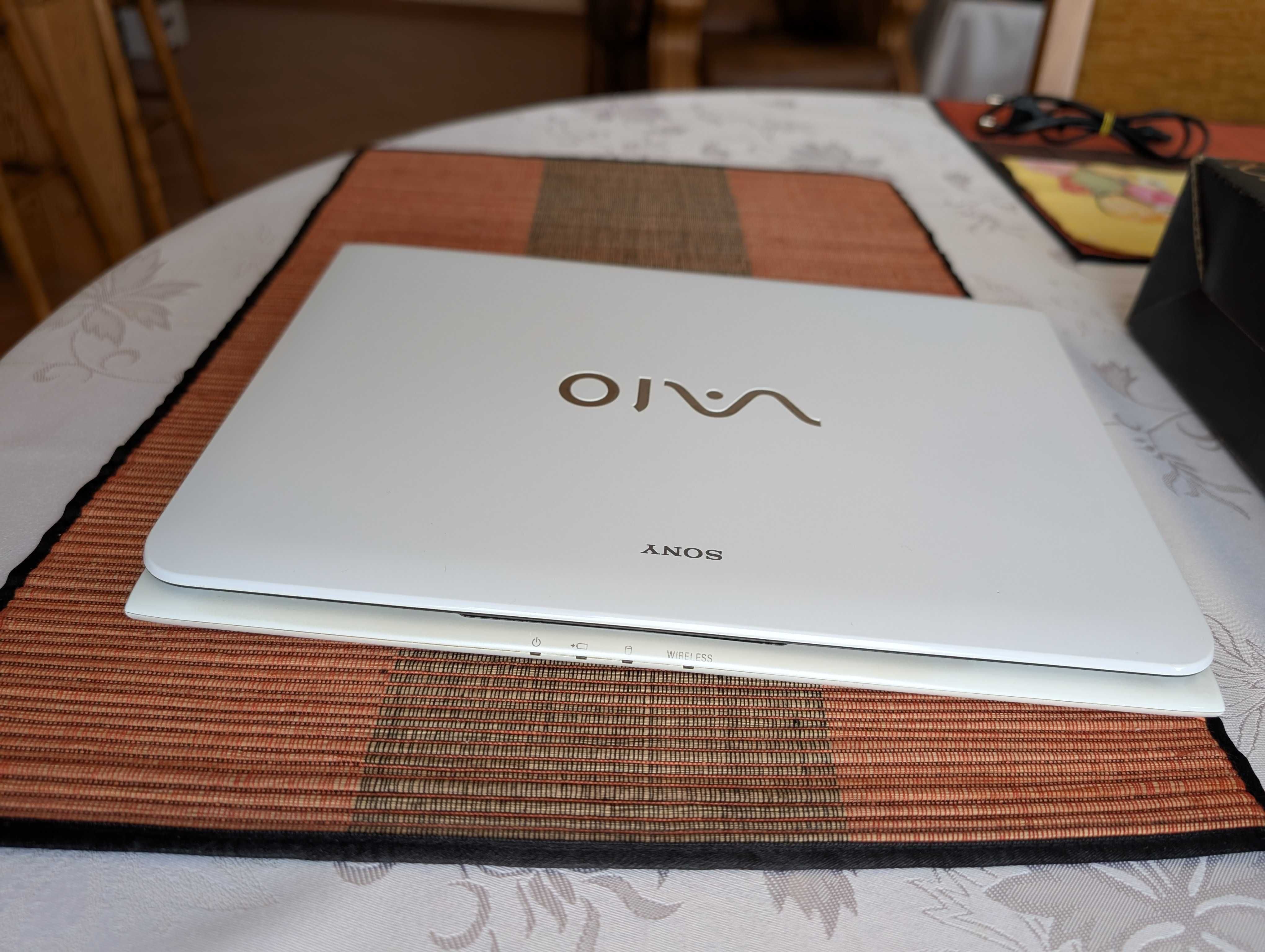 Laptop Sony SVE1112M1EW, 11,6"