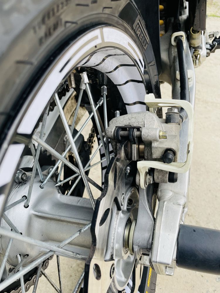 Suzuki DRZ 400 SM