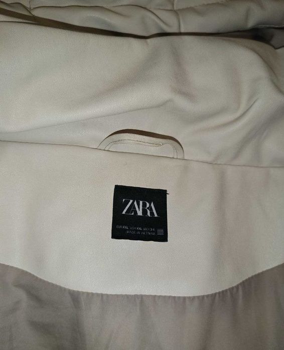 Шкіряна куртка пуховик від Zara