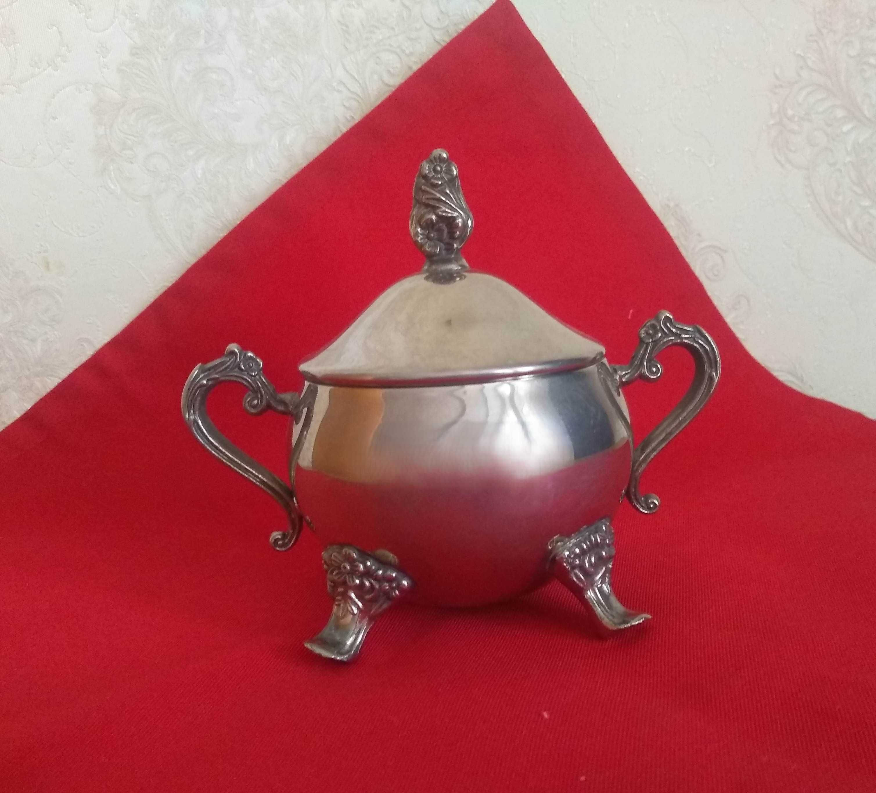 Сахарница, хромирование, серебрение внутри , производство Италия