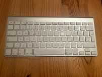 Apple Wireless Keyboard