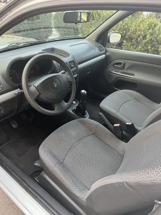 Renault Clio II storia 1.5 dci comercial