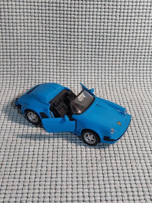 Lote de carros maisto