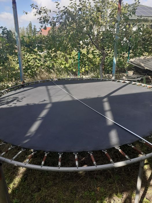 Батут для спорту та розваг  3,7м  діаметр