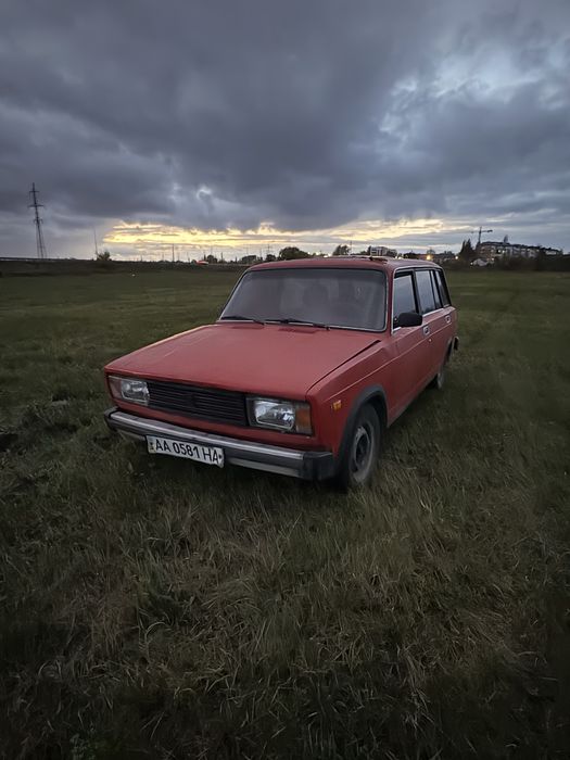 Жигуль (Ваз 2104)