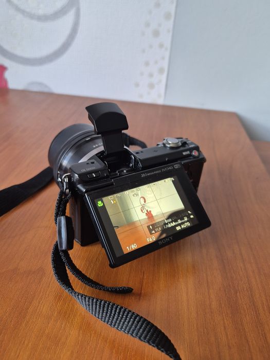 Aparat Sony a5000 z obiektywem