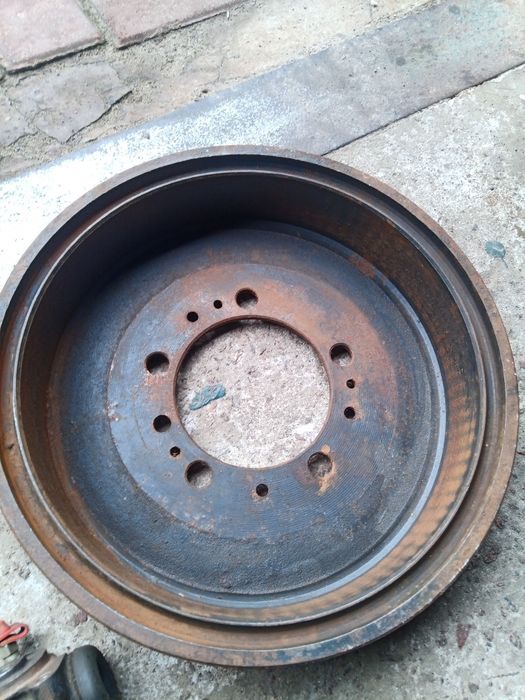 Тормозной цилиндр, барабан, шланг. Уаз Волга.