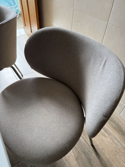 Cadeiras de cozinha ou sala de jantar