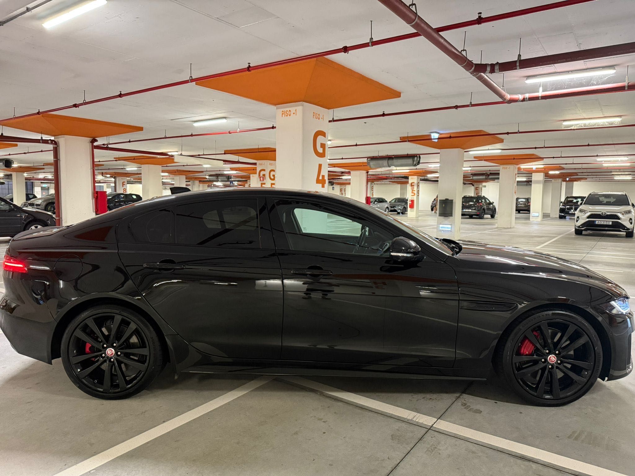 Vendo como novo Jaguar XE