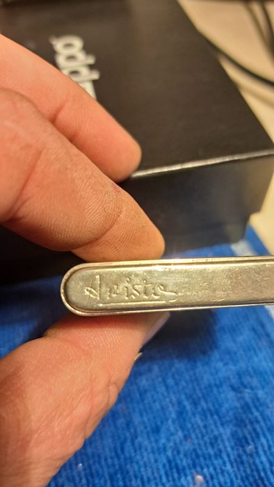 Kolekcja starych zapalniczek