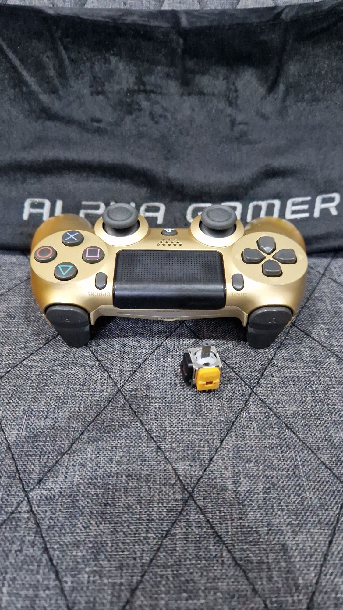 Comando PS4 Dourado Hall Effect Joystick