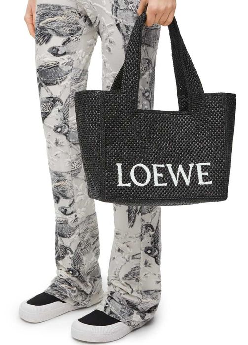 Сумка Medium Font Tote In Raffia Black