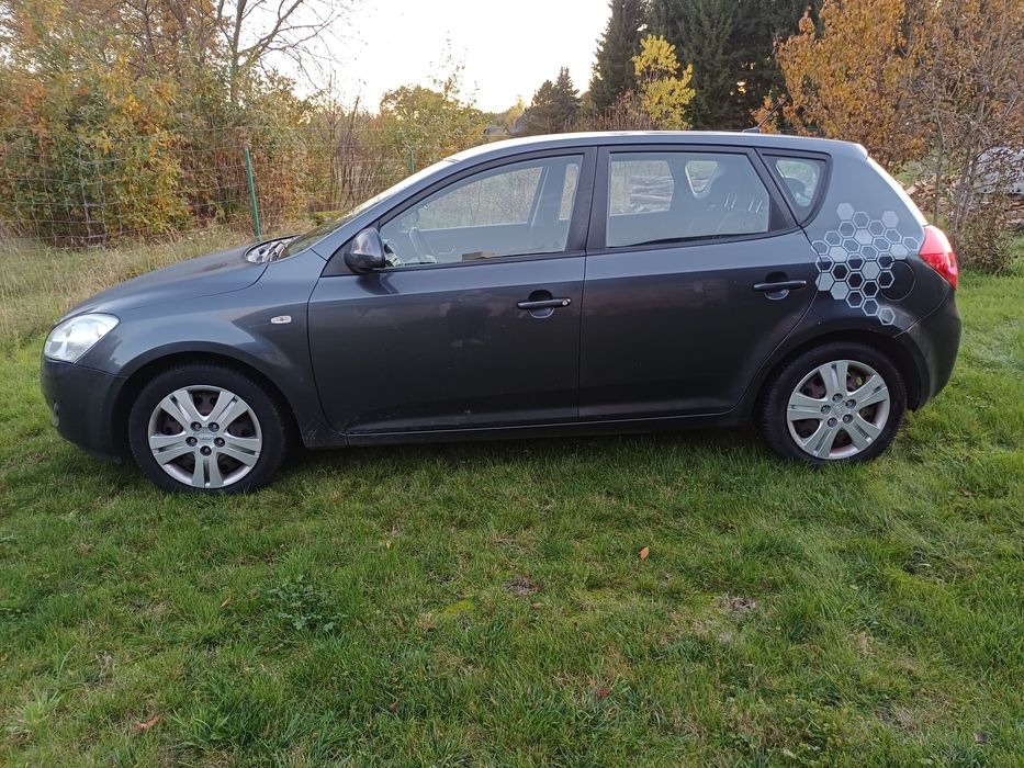 Kia ceed 1.6 diesel KLIMA MP3 Super stan
