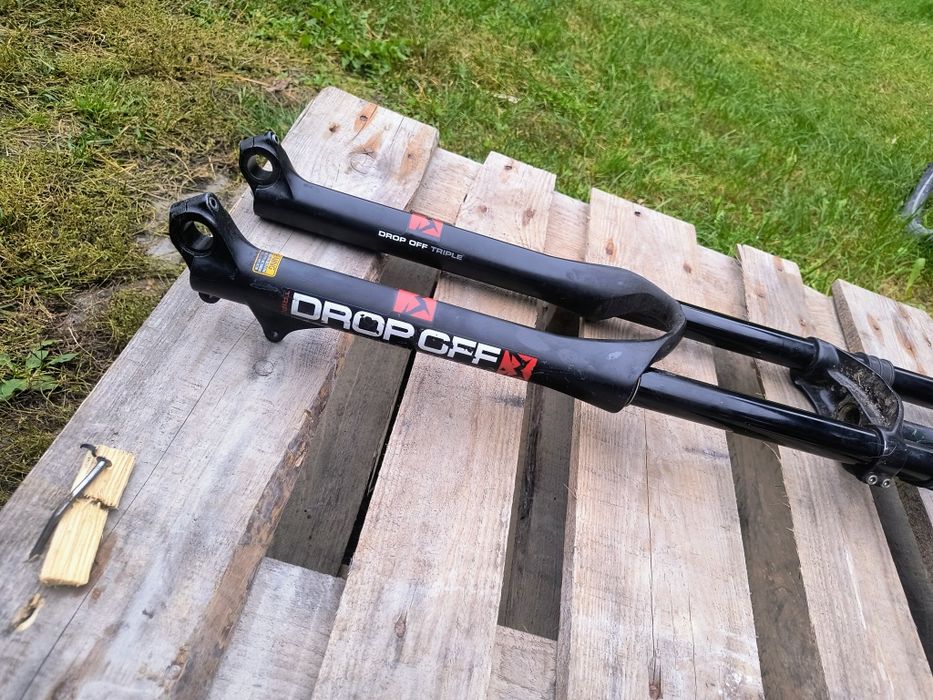 Marzocchi drop off air triple amortyzator powietrzny sztywna oś